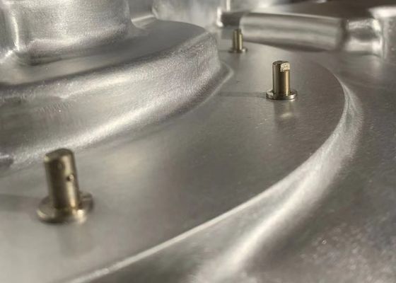 Lldpe ротационное формование отливает подгонянные части в форму ротационное формование заливки формы алюминиевые отливая в форму
